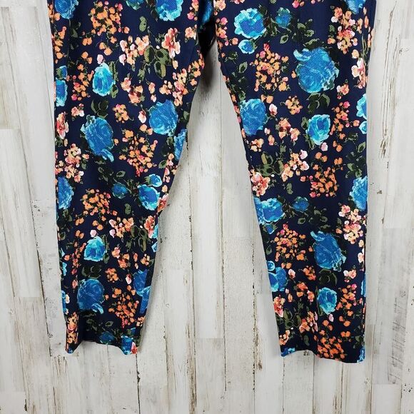 Merona Stretch Curvy Fit Ankle Pants Blue Floral Size 10 - Picture 5 of 9